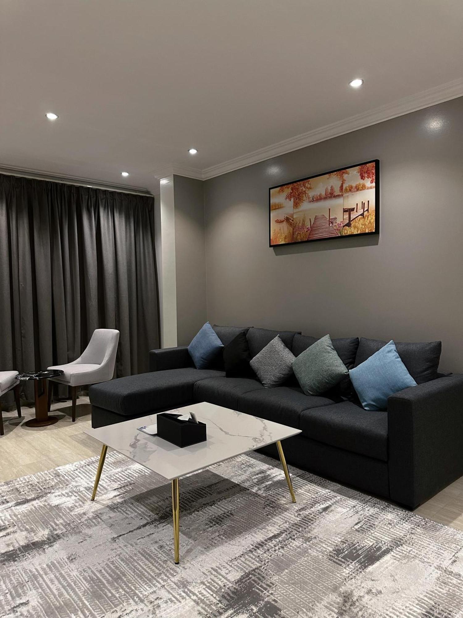 Art Suite Riyadh Ngoại thất bức ảnh