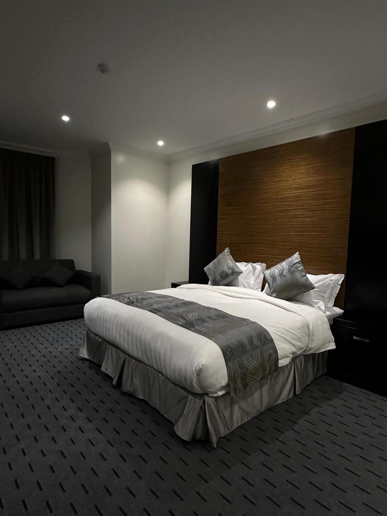Art Suite Riyadh Ngoại thất bức ảnh